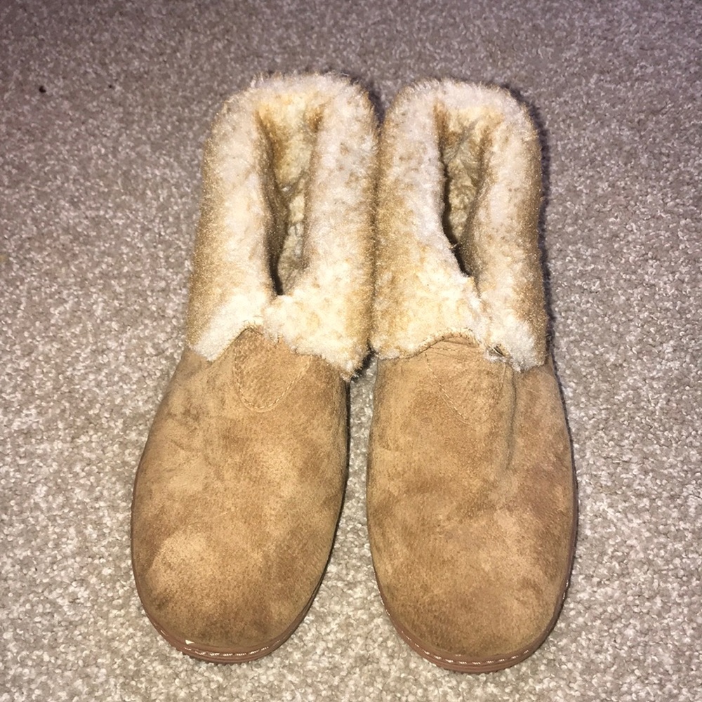 Women’s slippers